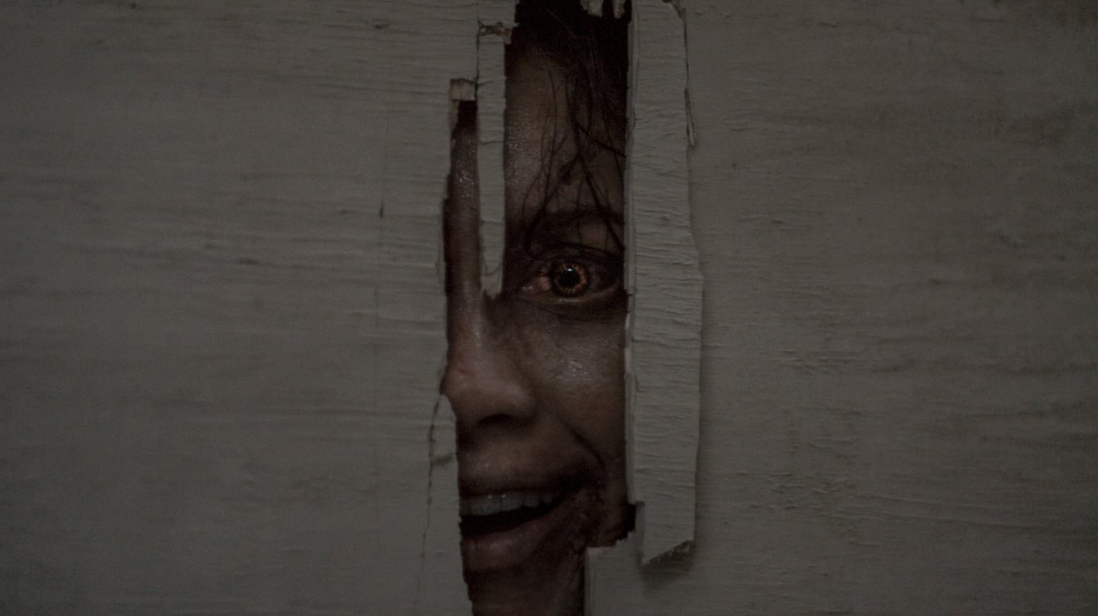 Luciane Buchanan as Thya in "Evil Dead Burn."