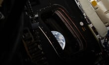 Artemis II mission flying by Earth 