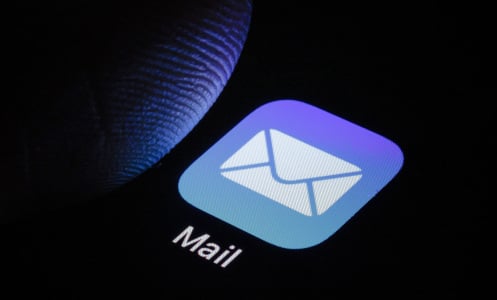 Apple iPhone Email app